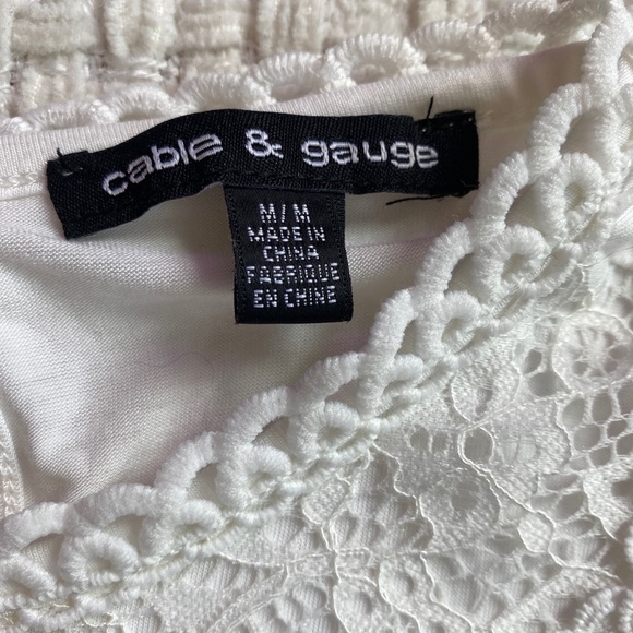 CABLE & GAUGE | white embroidery top - Picture 7 of 8